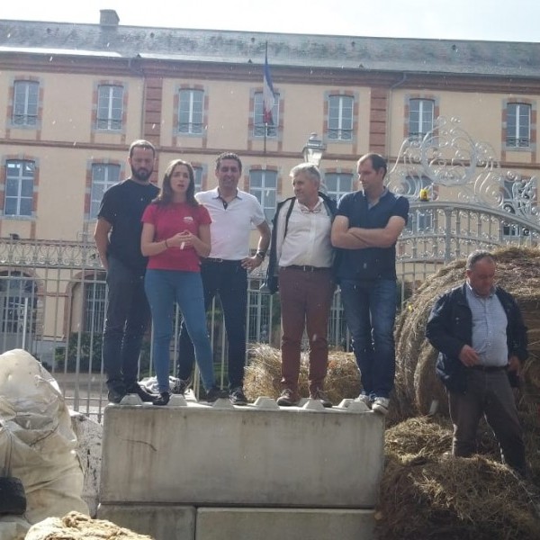 ASAJA ARAGON SE DESPLAZA A TARBES PARA APOYAR LA MANIFESTACIÓN PARA EXPULSAR AL OSO